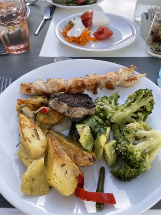 Gastro Paralos Lifestyle Beach