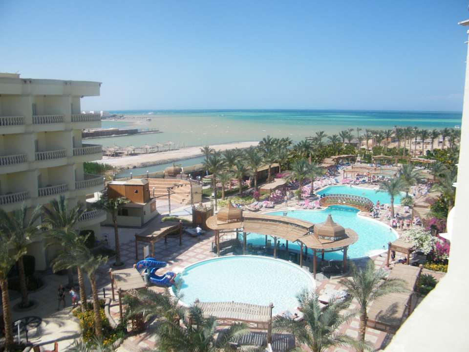 Вид с балокна 5 этажа Riviera Aqua Park Resort