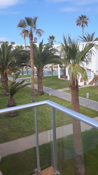 Ausblick auf Pool  Hotel Riu Palace Meloneras
