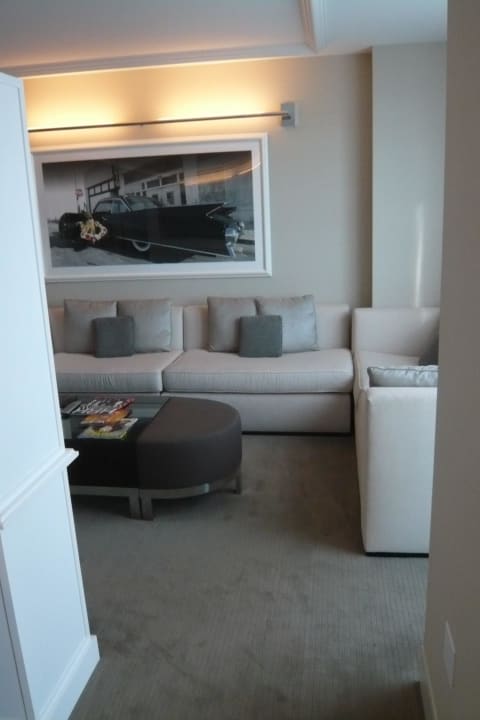 Durchgang Wohnbereich Virgin Hotels Las Vegas, Curio Collection by Hilton