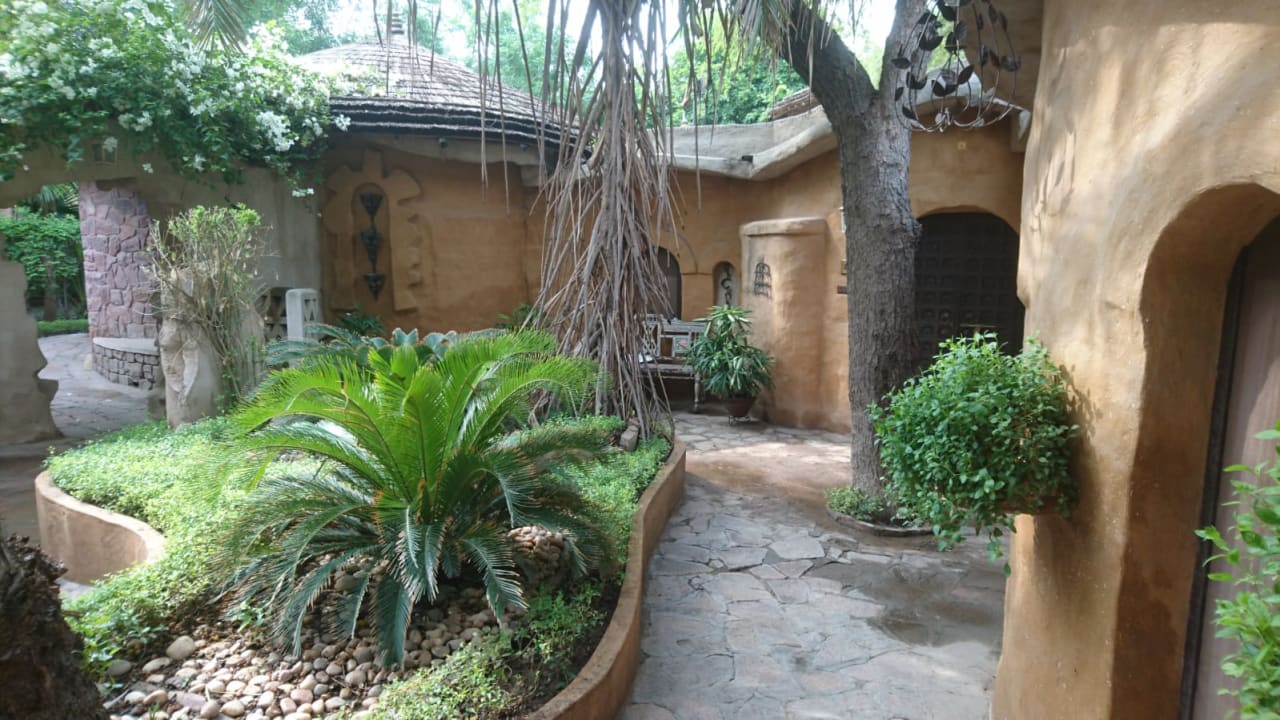 Außenansicht Hotel Ajit Bhawan Palace