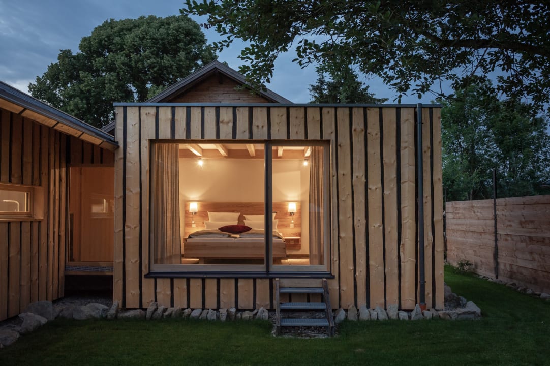 Außenansicht FORSTGUT Luxuschalets