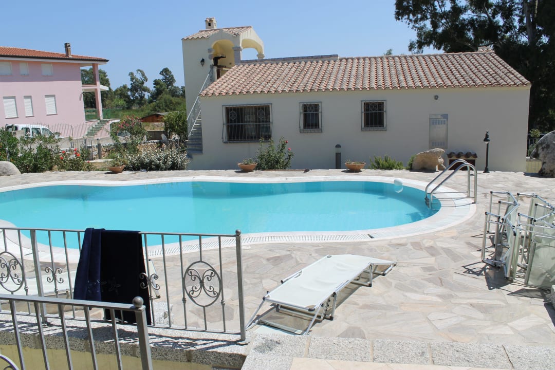 Pool mit Blick auf 162/3 Sardafit Nr. 162/2 - Mediterrane Villa