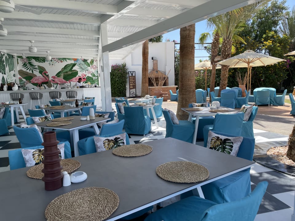 Gastro Fort Arabesque Resort, Spa & Villas