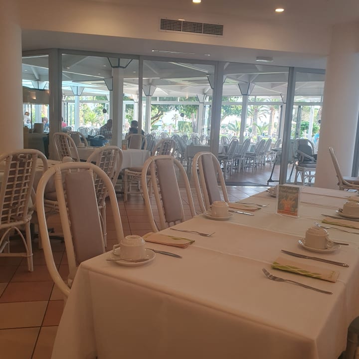 Gastro Anissa Beach & Village