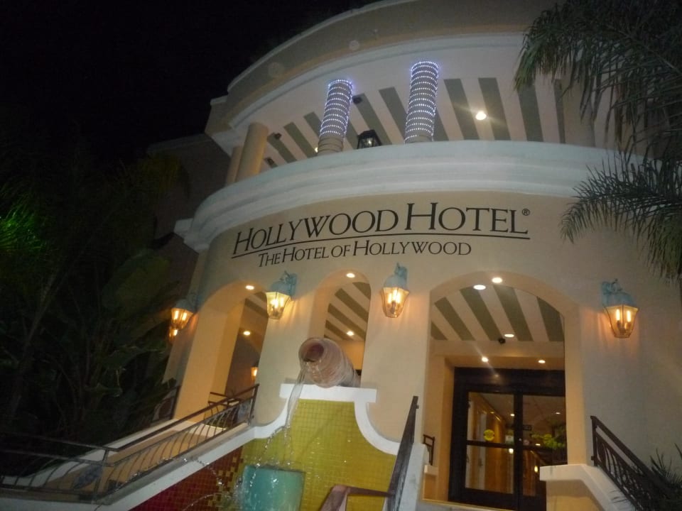 Eingang vom Parkplatz Hollywood Hotel - The Hotel of Hollywood