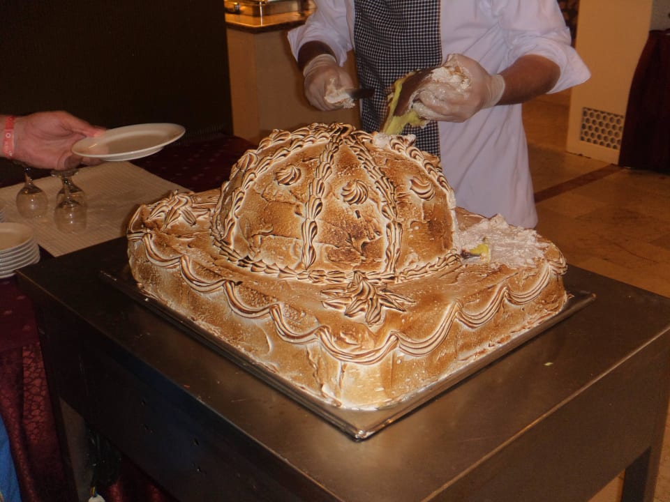 Die Eistorte Hotel Royal Garden Beach