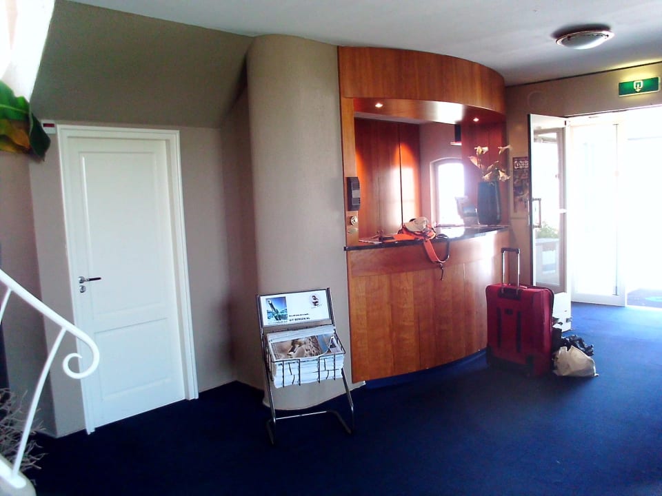 Rezeption Hotel Nassau Bergen
