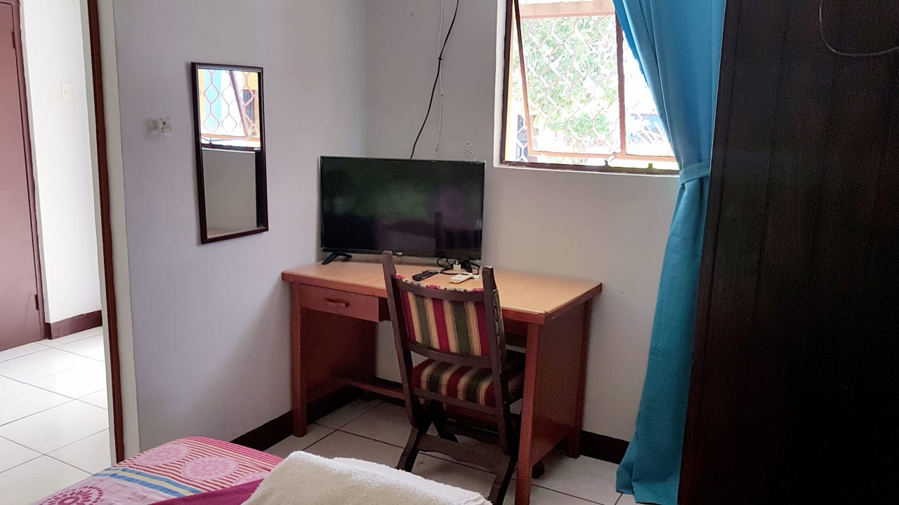 Zimmer Hotel Cecil Paradise