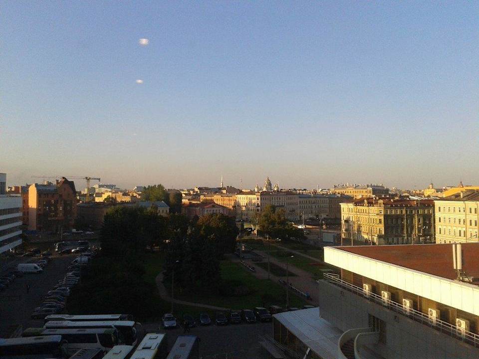 Ausblick aus Zimmer AZIMUT Hotel St. Petersburg