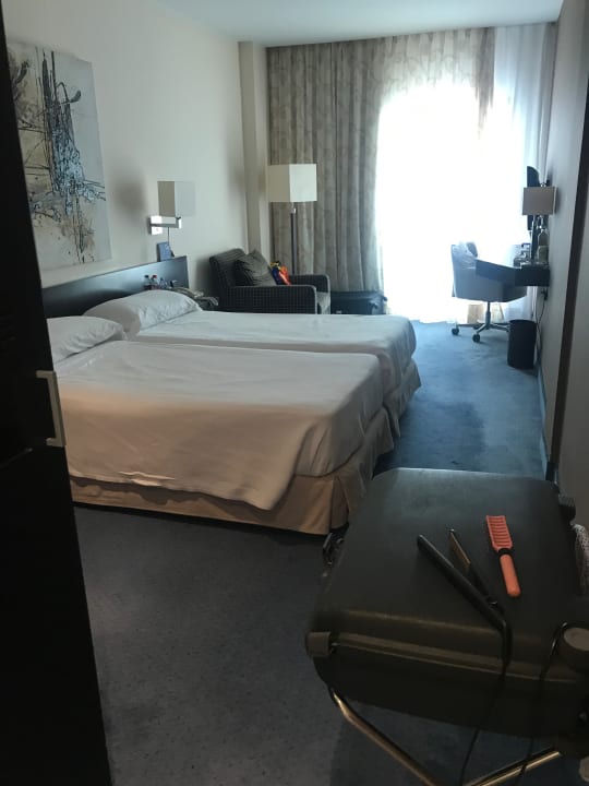 Zimmer Hotel Faro, a Lopesan Collection Hotel