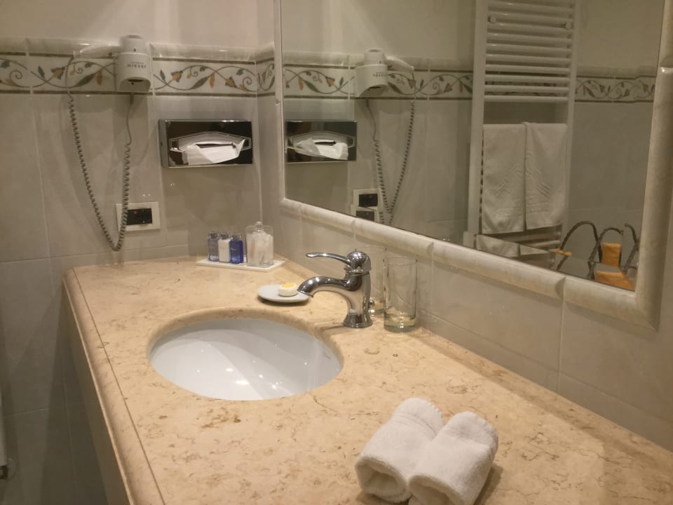 Zimmer Hotel Sassongher