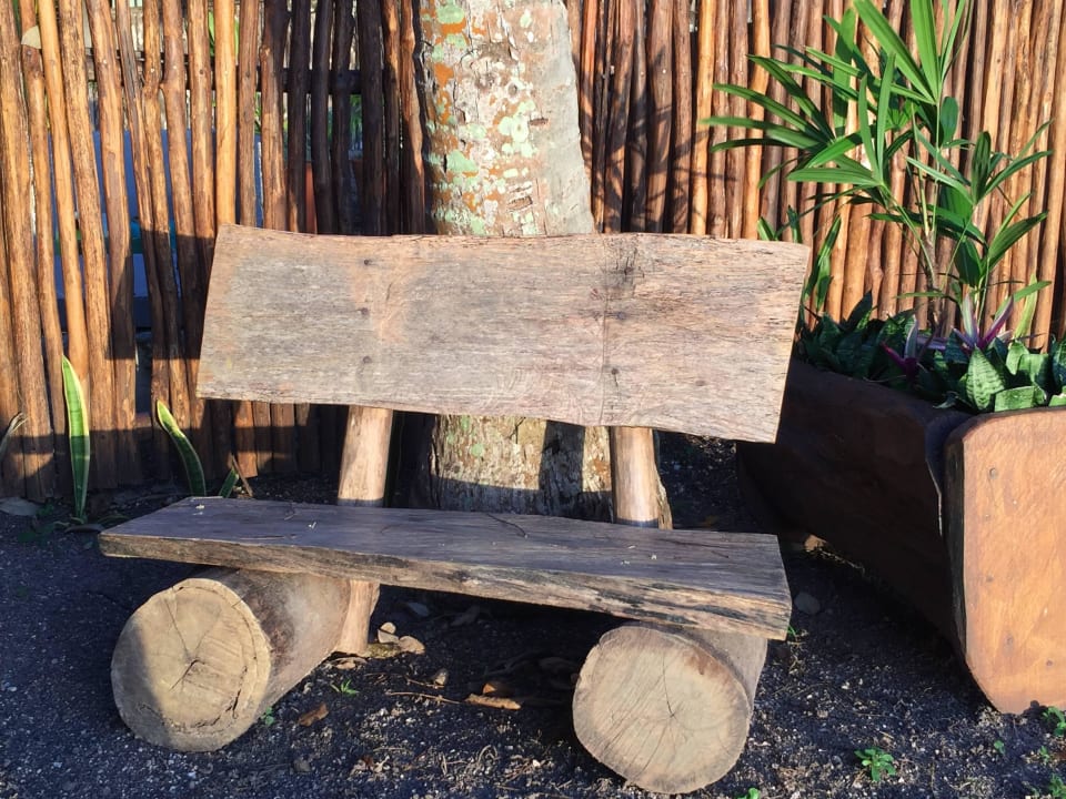 Bank vor unserem Bungalow Rancho Encantado Eco Resort & Spa