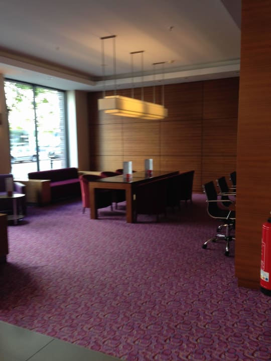 Chillout Bereich Hampton by Hilton Berlin City West