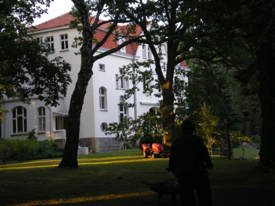 Parkgelände Hotel Schloss Drosedow