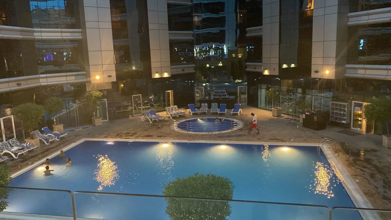 Pool Vintage Grand Hotel