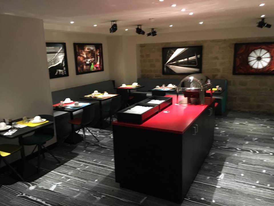 Frühstücksbereich Hotel Atmospheres Paris