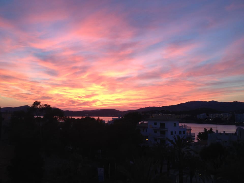 Sonnenuntergang von der Dachterrasse Hotel Bahia del Sol