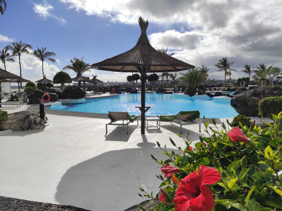 Pool Paradisus by Meliá Salinas Lanzarote