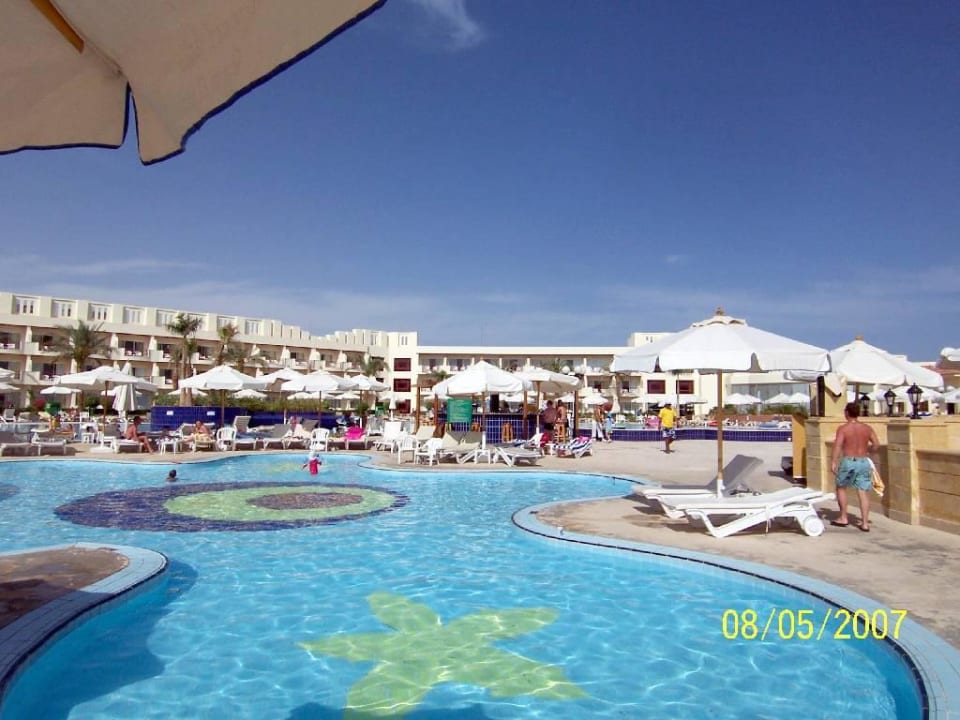 Poolbereich 14 Xperience Kiroseiz Parkland Resort