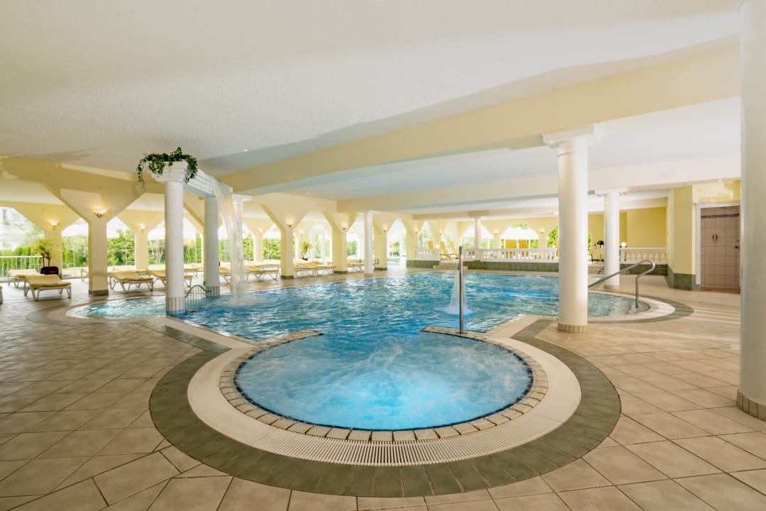 Pool Möhringers Schwarzwald Hotel