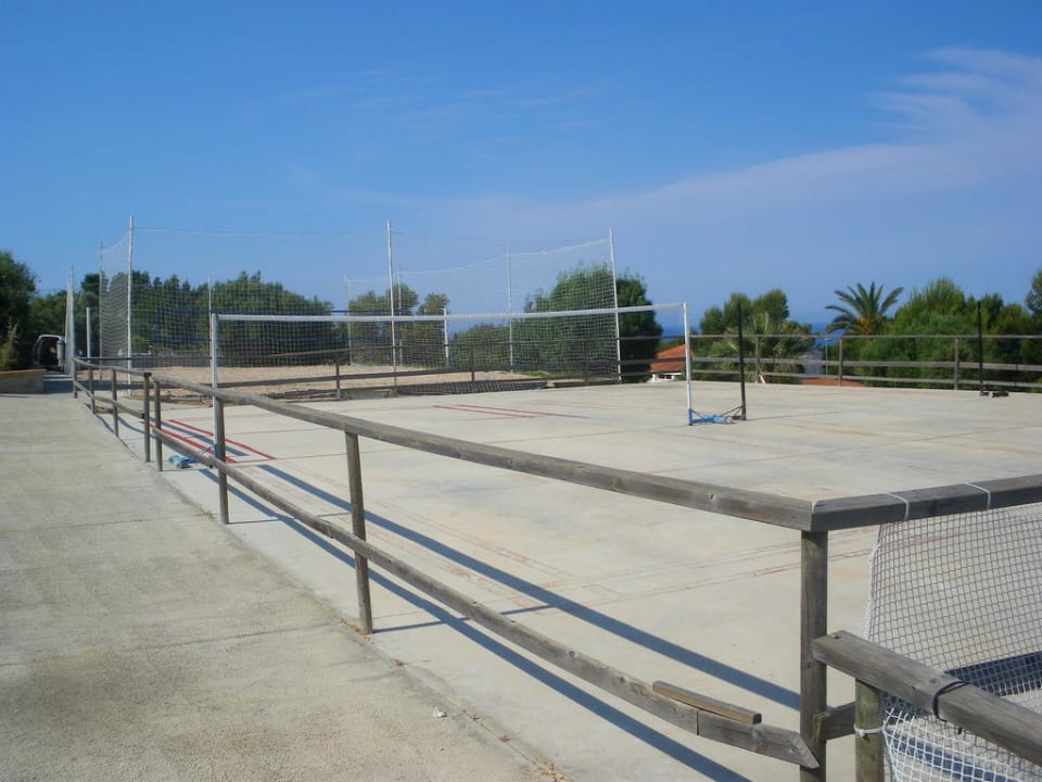 Badmington und Beach Volleyballplätze Sun Club Eldorado