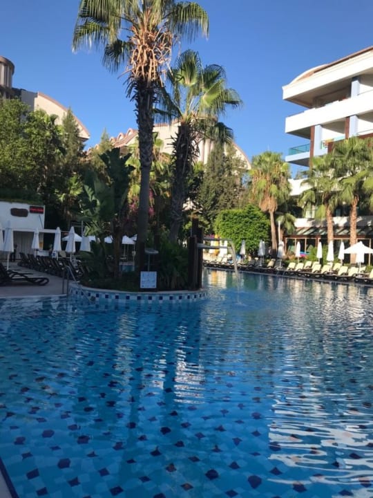 Pool Port Side Resort Hotel