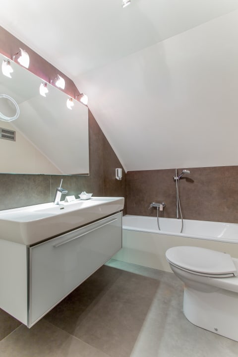 Badezimmer mit Badewanne Hotel Stroblerhof