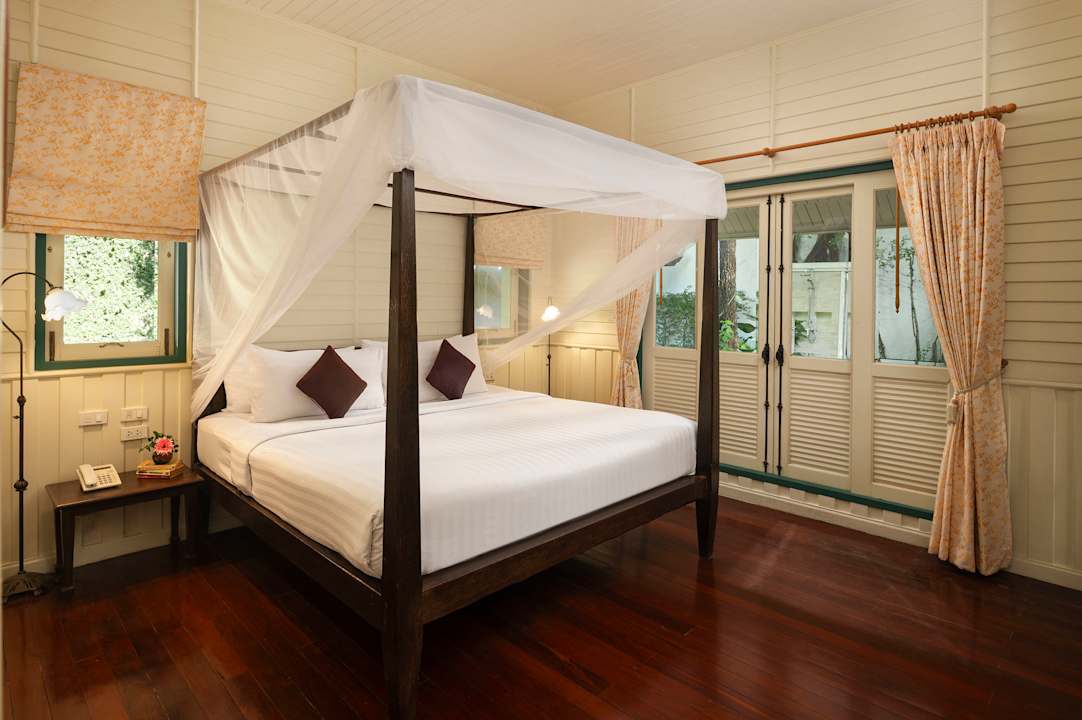 Zimmer Kalanan Riverside Resort