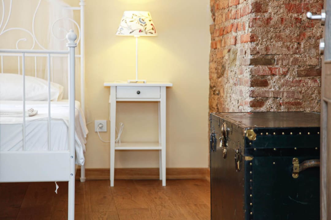 2 Bedroom Standard Apartment Tarus Apartments