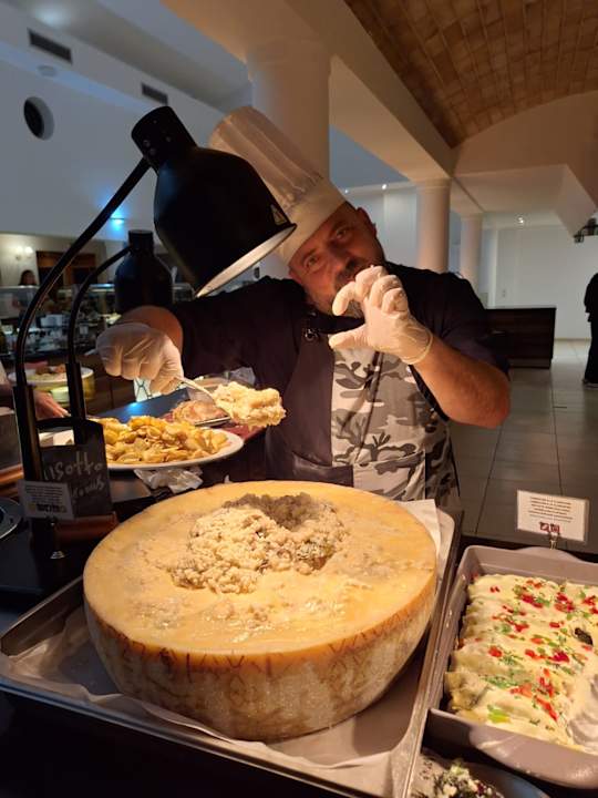 Gastro Bella Beach Hotel