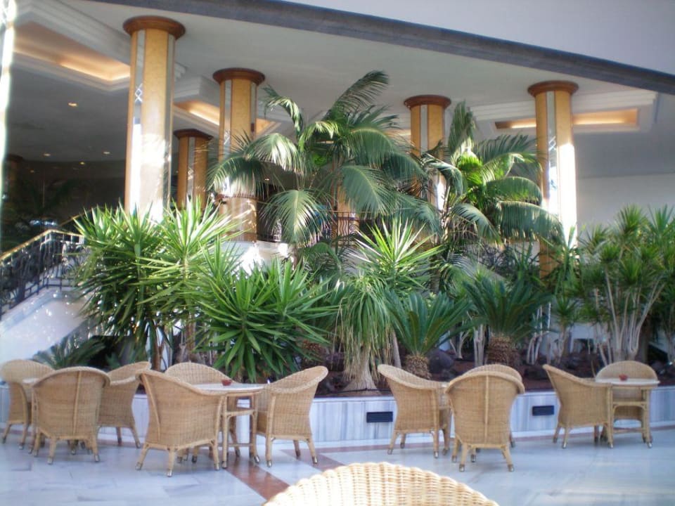 Halle des Nebengebäudes Hotel Riu Paraiso Lanzarote