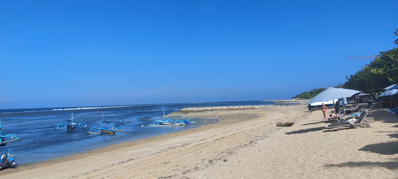 Strand Puri Santrian