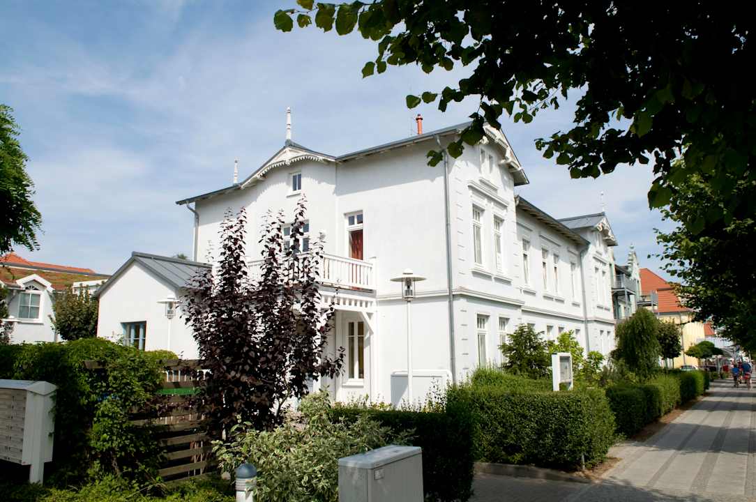 Außenansicht Ferienwohnungen Strandstraße 16