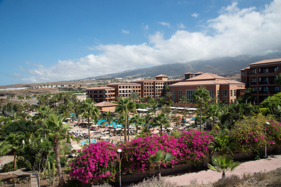 So sieht es aus von aussen H10 Costa Adeje Palace
