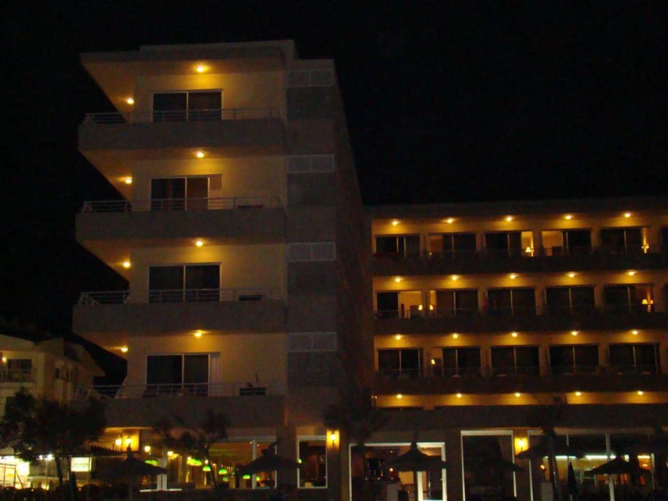 Hotel bei Nacht The Sea Hotel by Grupotel - Adults only