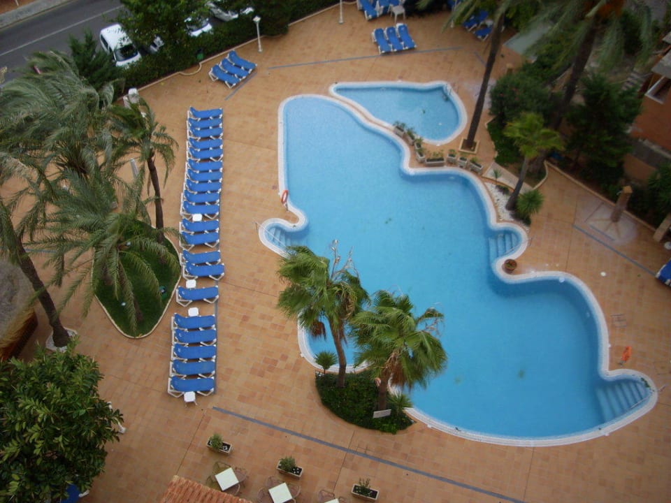 Pool vom 9. Stock ausgesehen Valentin Reina Paguera