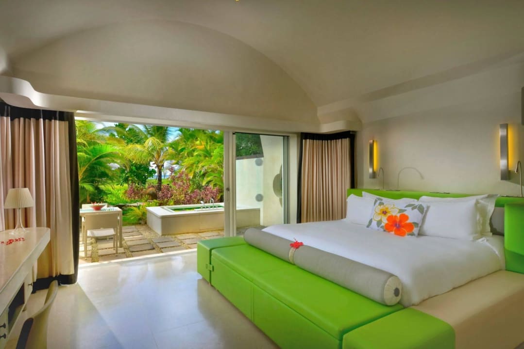 Lushury Room SO/ Mauritius Hotel
