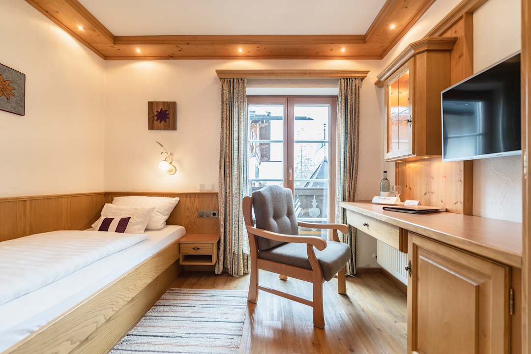 Zimmer Hotel Alpenhof Krün