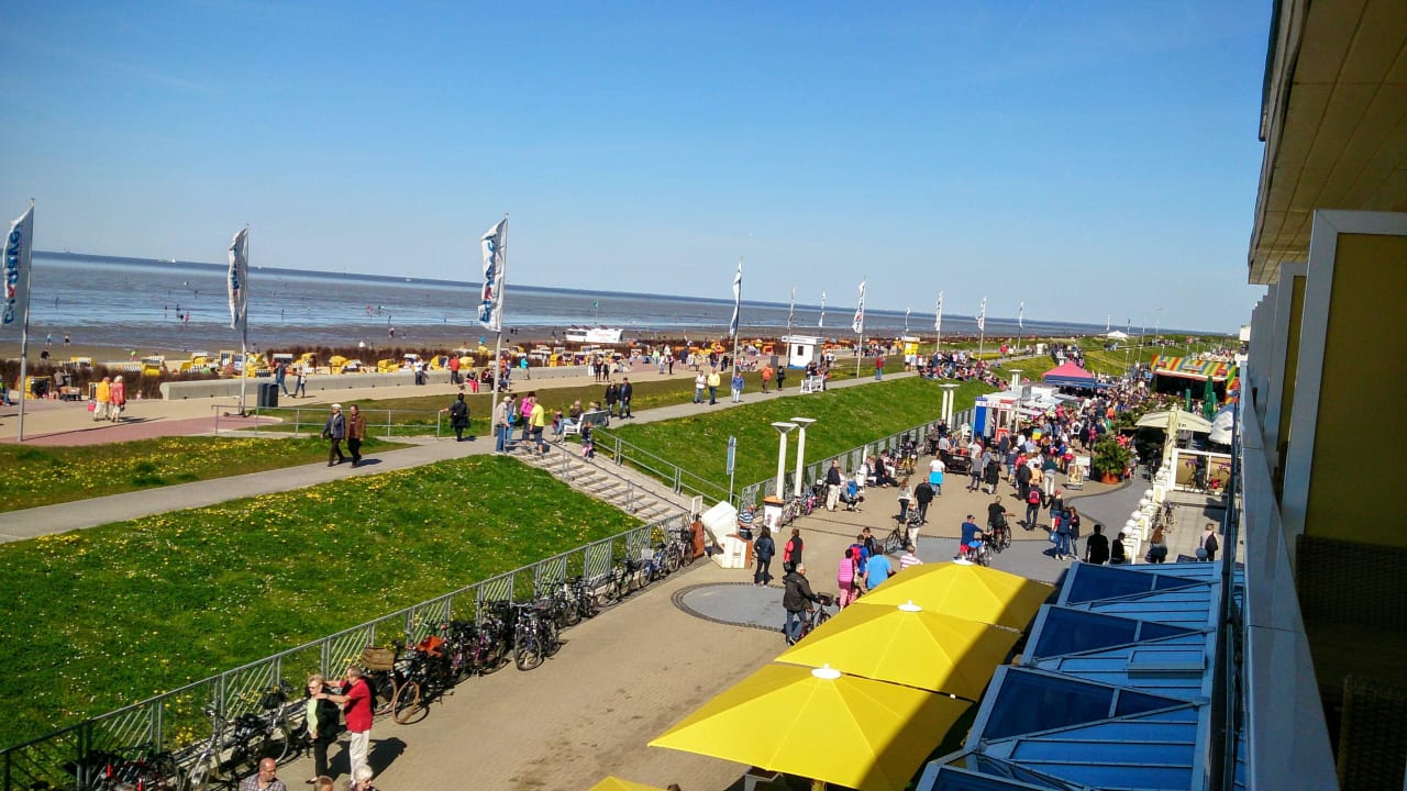 "Himmelfahrt - Blick Vom B..." Hotel Strandperle (Cuxhaven ...