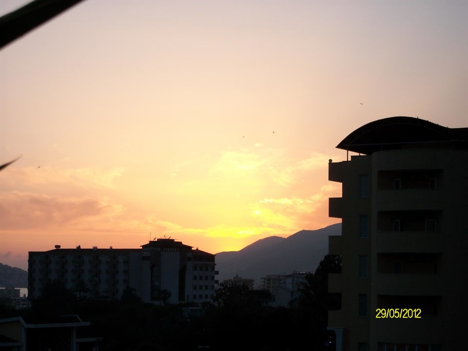 Sonnenuntergang Hotel Club Paradiso