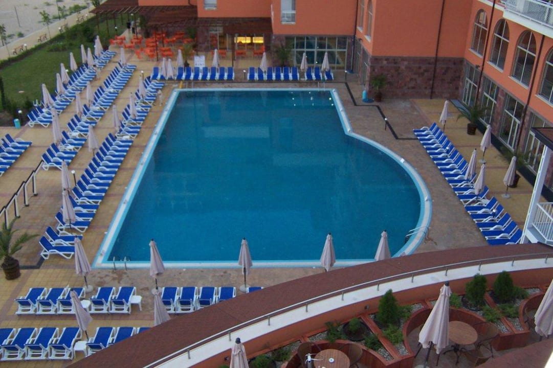 Der Grosse Pool Sol Luna Bay