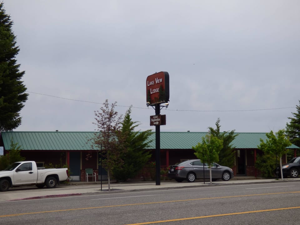 Auch dieses Gebäude gehört zur Lake View Lodge Hotel Lake View Lodge