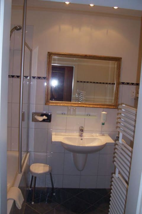 Badezimmer Hotel Goldene Sonne