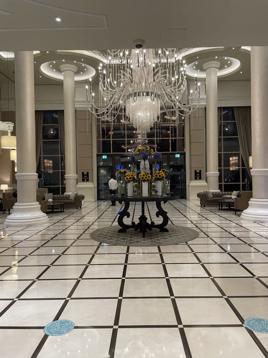 Lobby Dukes The Palm Dubai Hotel