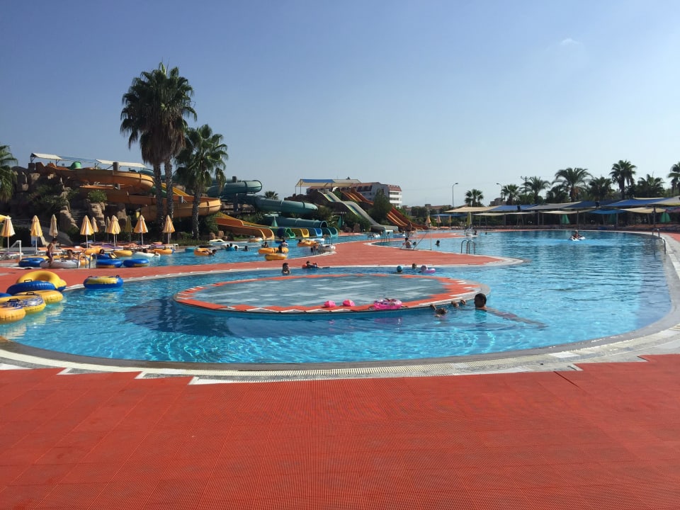Aquapark VONRESORT Golden Beach