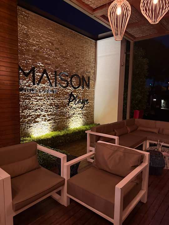 Sonstiges Acanthus Cennet Barut Collection