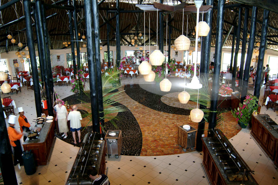 Main restaurant Hotel Southern Palms Beach Resort