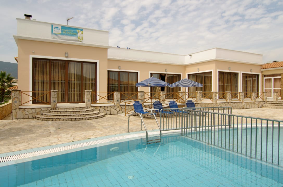 Vorsaison Mai 2012 Hotel Zante Village