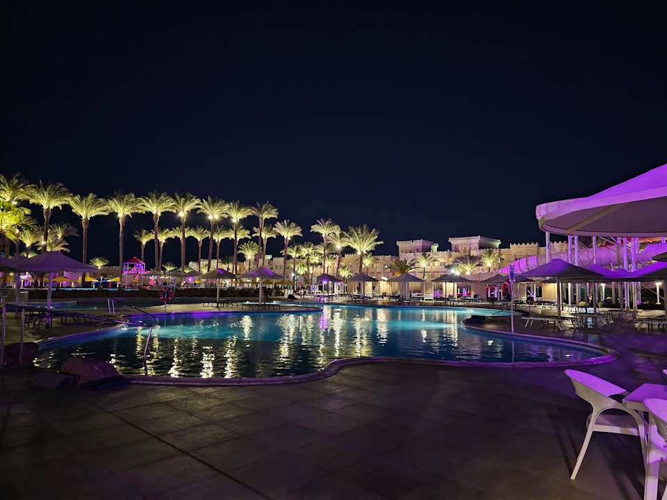 Pool Beach Albatros Resort